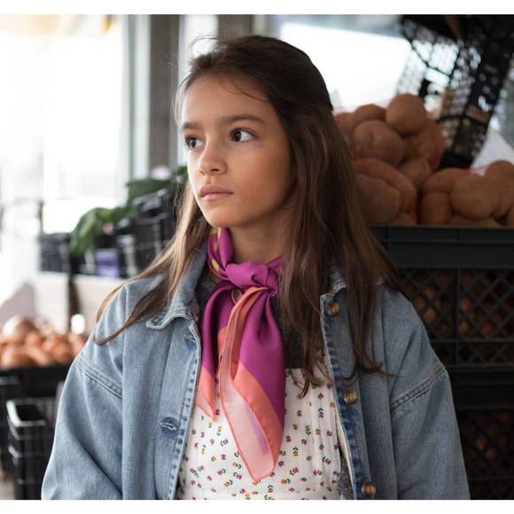 NEW PIUPIUCHICK women's silky bandana/scarf in fuchsia with print - Picture 3 of 3